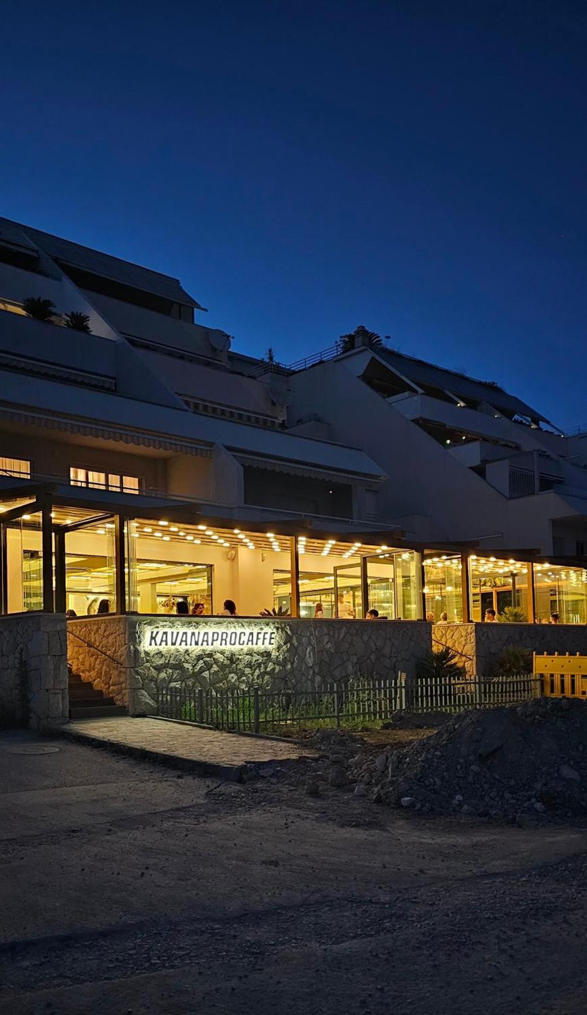 Adela Apartments - Beach Znjan ספליט מראה חיצוני תמונה
